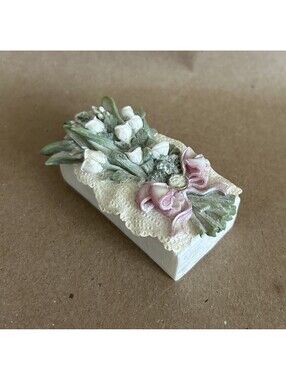 Small Resin White Rose/ Pink Bow Trinket box w/ rose inside